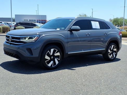 Certified 2021 Volkswagen Atlas Cross Sport SEL Premium AWD/4WD image 3