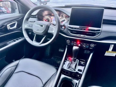 New 2026 Jeep Compass Limited image 16