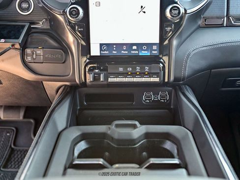 Used 2024 RAM 5500 4x4 Crew Cab image 46