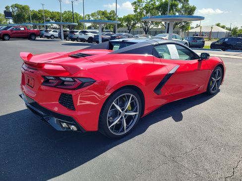 Used 2023 Chevrolet Corvette Stingray Premium Conv w/ Z51 Performance Package RWD image 6