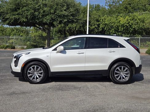 Used 2020 Cadillac XT4 Sport w/ Technology Package FWD image 4