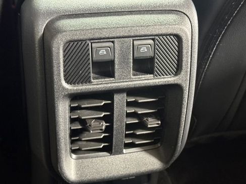 Used 2025 Ford Bronco Outer Banks AWD/4WD image 28