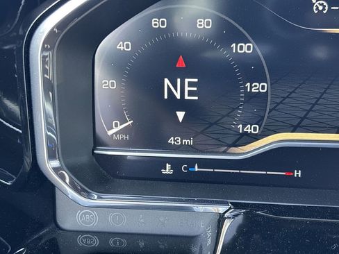 New 2025 GMC Sierra 2500 SLE image 12