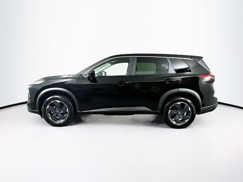 Used 2025 Nissan Rogue SV image 4