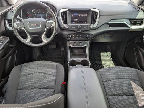 Used 2024 GMC Terrain SLE FWD image 24