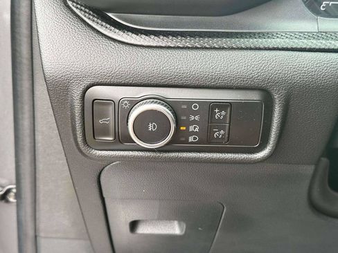 Used 2023 Ford Explorer ST-Line AWD/4WD image 22