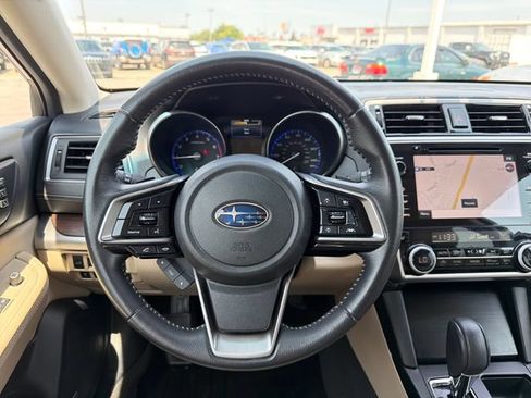 Used 2019 Subaru Outback 2.5i Limited AWD/4WD image 10