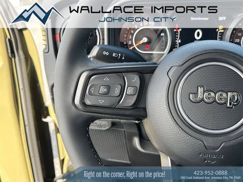 Used 2025 Jeep Gladiator Rubicon image 34