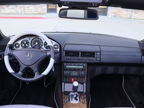 Used 2002 Mercedes-Benz SL 500 image 17