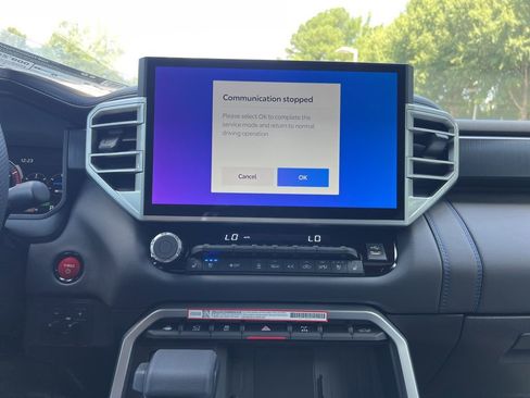 New 2025 Toyota Tundra Platinum image 12