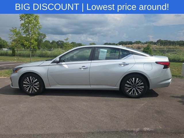 Used 2023 Nissan Altima 2.5 SV w/ SV Premium Package FWD image 15