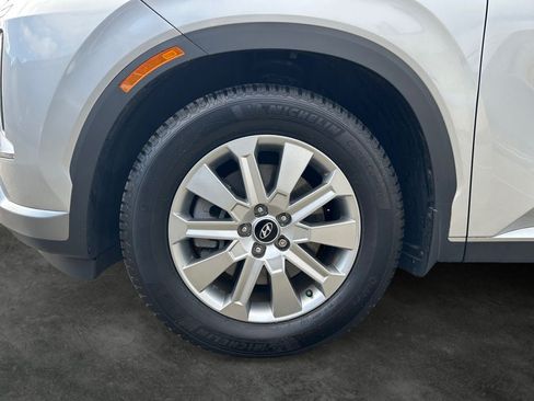 Used 2023 Hyundai Palisade SEL w/ Cargo Package AWD/4WD image 4