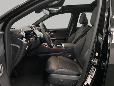 Certified 2026 Mercedes-Benz GLC 300 4MATIC image 30