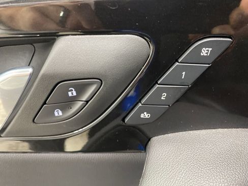 Certified 2025 Chevrolet Blazer RS w/ Enhanced Convenience Package image 36