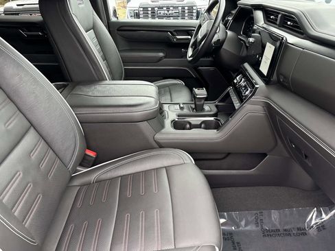 Certified 2024 GMC Sierra 1500 AT4X w/ AT4X AEV Edition image 36