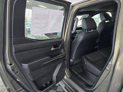 Used 2024 Toyota Tacoma TRD Off-Road w/ TRD Off Road Premium Package image 35