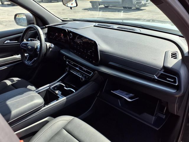 Used 2025 Chevrolet Traverse LT AWD/4WD image 95
