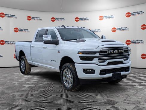 New 2026 RAM 2500 Laramie w/ Sport Appearance Package AWD/4WD image 3