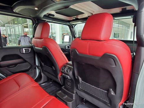 Used 2024 Jeep Wrangler Unlimited Rubicon 392 image 55