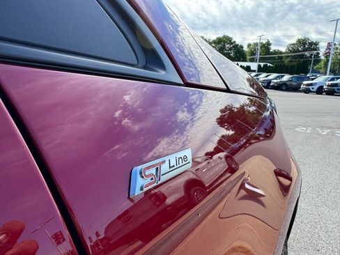 Used 2024 Ford Edge ST-Line AWD/4WD image 13