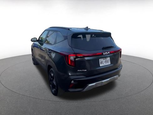 Used 2025 Kia Seltos S image 11