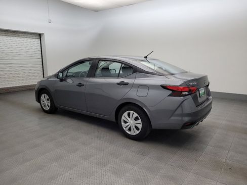 Used 2025 Nissan Versa S FWD image 3