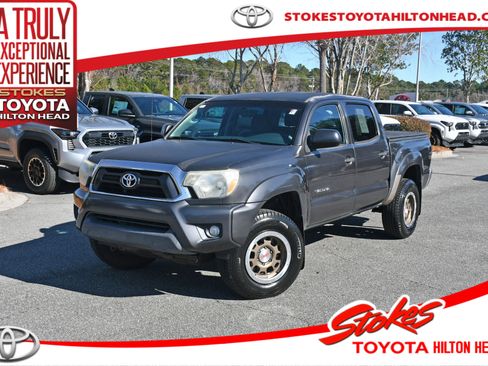 Used 2014 Toyota Tacoma PreRunner image 1