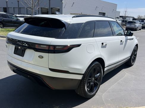 Certified 2021 Land Rover Range Rover Velar S image 7