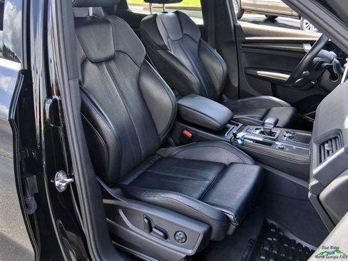 Used 2019 Audi SQ5 Premium Plus w/ Premium Plus Package AWD/4WD image 12