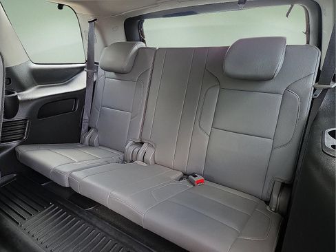 Used 2018 Chevrolet Tahoe LT AWD/4WD image 10