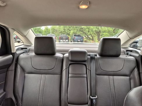 Used 2013 Ford Focus SE FWD image 18