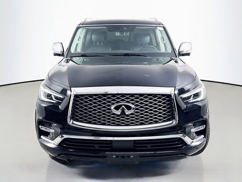 Used 2019 INFINITI QX80 Luxe w/ Proactive Package image 2
