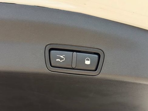 Used 2019 Alfa Romeo Stelvio RWD image 15