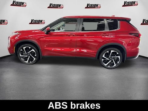 Used 2024 Mitsubishi Outlander SE AWD/4WD image 8