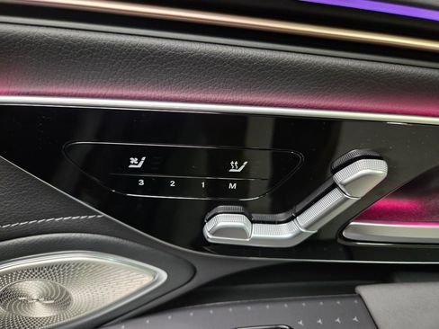 Used 2022 Mercedes-Benz EQS 450+ Sedan image 32