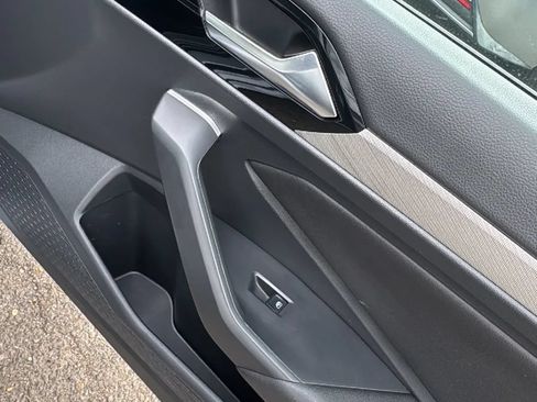Used 2020 Volkswagen Jetta R-Line w/ R-Line Cold Weather Package FWD image 23