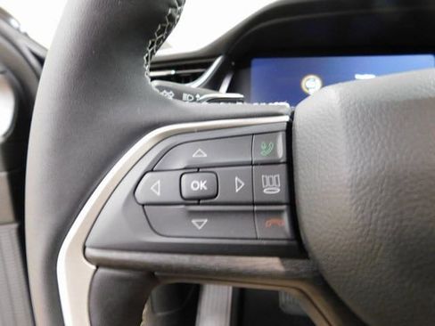 New 2025 Jeep Grand Cherokee Limited w/ Black Appearance Package image 21