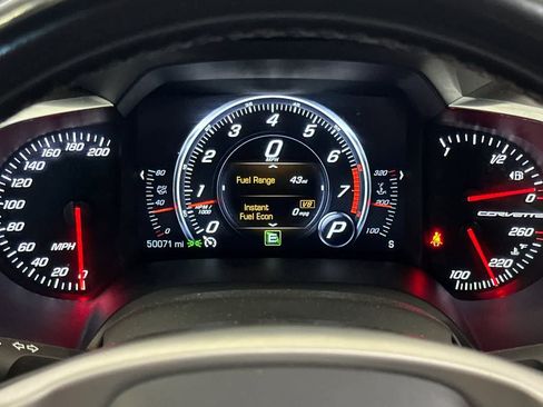 Used 2018 Chevrolet Corvette Stingray Coupe w/ 1LT RWD image 24