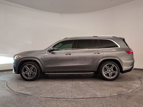 New 2026 Mercedes-Benz GLS 450 4MATIC image 2