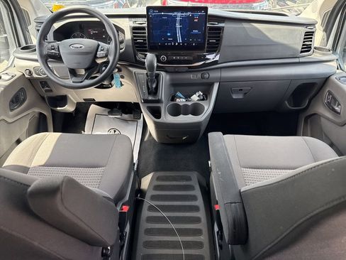 Used 2024 Ford Transit 350 XLT image 13