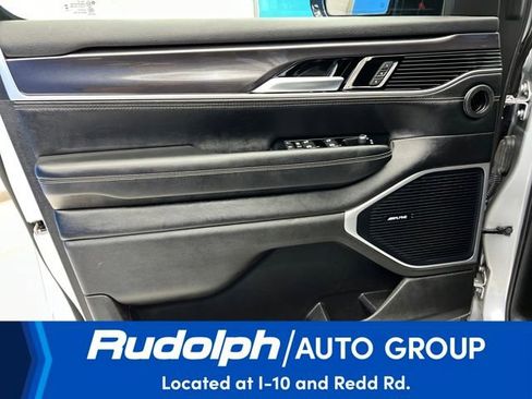 Used 2024 Jeep Wagoneer 4WD w/ HD Trailer Tow Package image 10