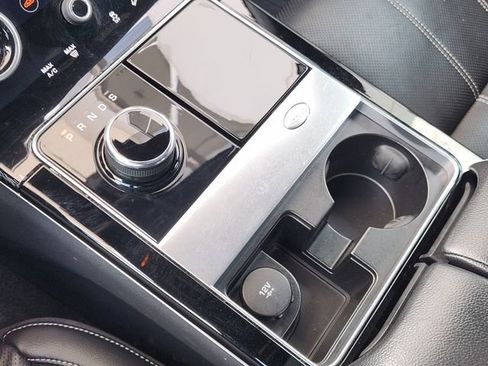 Used 2020 Land Rover Range Rover Velar R-Dynamic S image 16