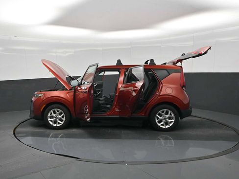 Used 2022 Kia Soul LX w/ Technology Package FWD image 62