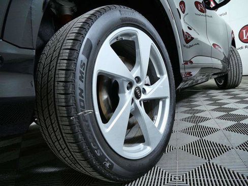 New 2025 Audi Q5 Premium Plus image 9