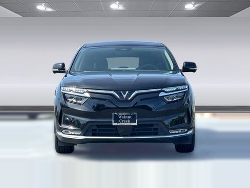 Used 2023 VinFast VF 8 Eco AWD/4WD image 5