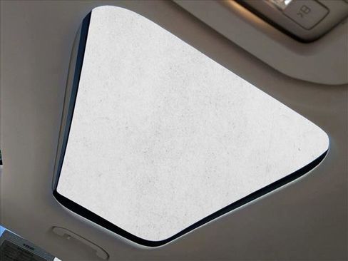 Certified 2022 Mercedes-Benz GLA 250 image 22
