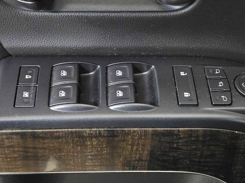 Used 2015 GMC Sierra 3500 Denali w/ Duramax Plus Package image 25