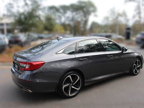 Used 2020 Honda Accord Sport image 9