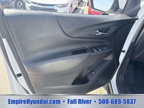Used 2024 Chevrolet Equinox LT AWD/4WD image 19