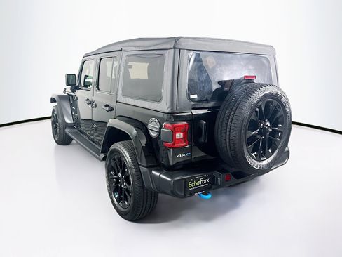 Used 2023 Jeep Wrangler Sahara image 5